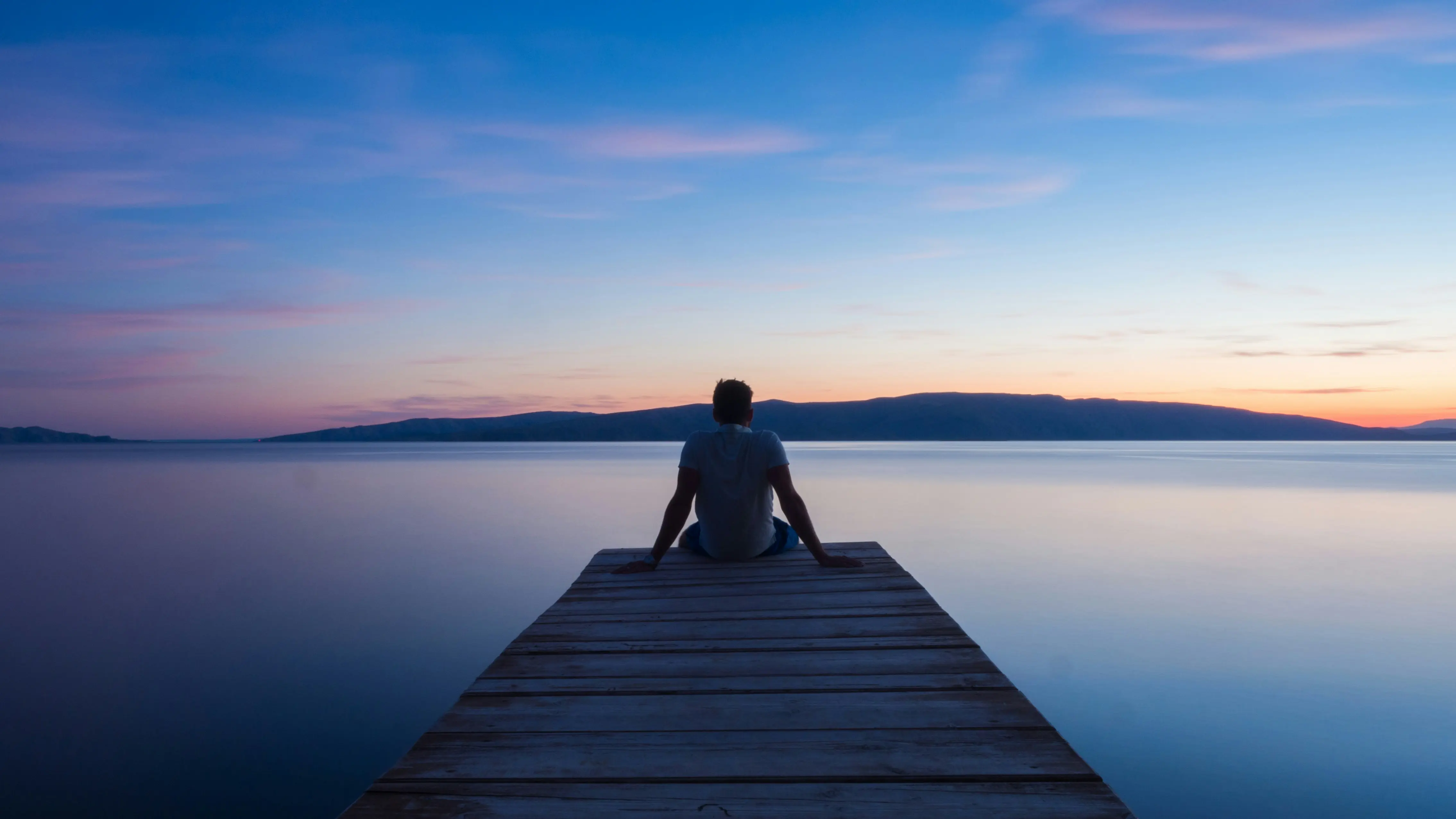 Minimal horizon with negative space