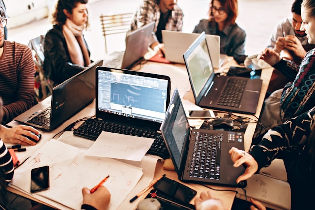 Interdisciplinary workspace with design and code artifacts